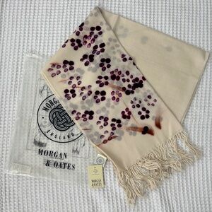 Merino Wool & Cashmere Vintage Morgan & Oates England Cream and Purple Scarf NWT